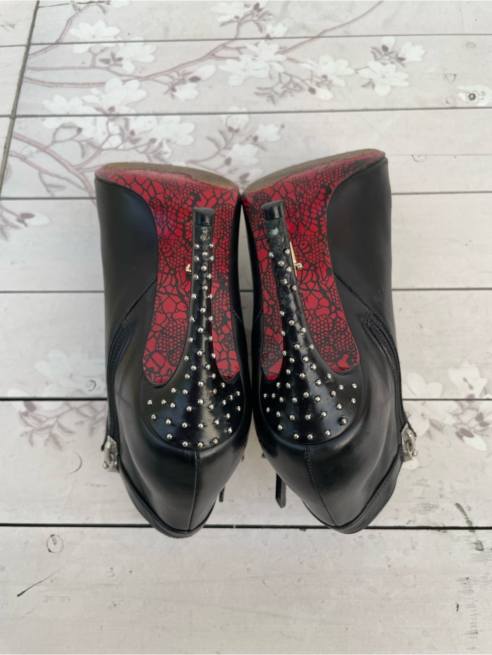 Cesare Paciotti Black Pointed Leather Ankle Booties with Red Lining - Picture 9 of 15